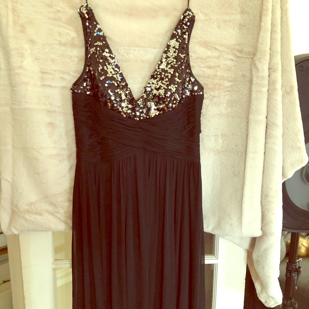 Long black elegant evening dress